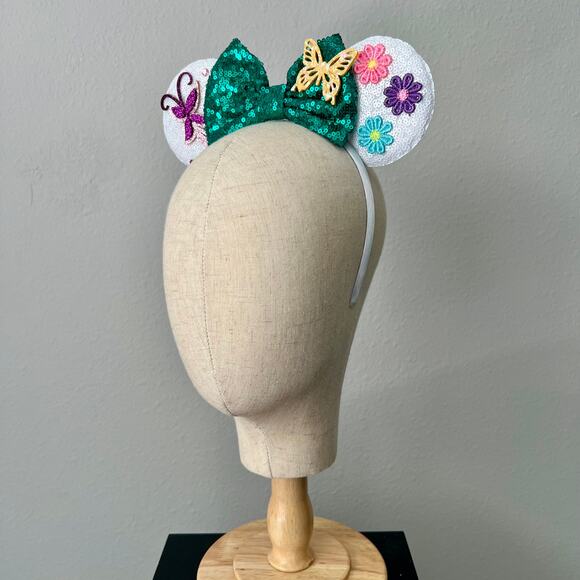 Mirabel Butterfly Floral Minnie Ears | Disney's Encanto-Inspired Mouse Headband - Picture 4 of 5
